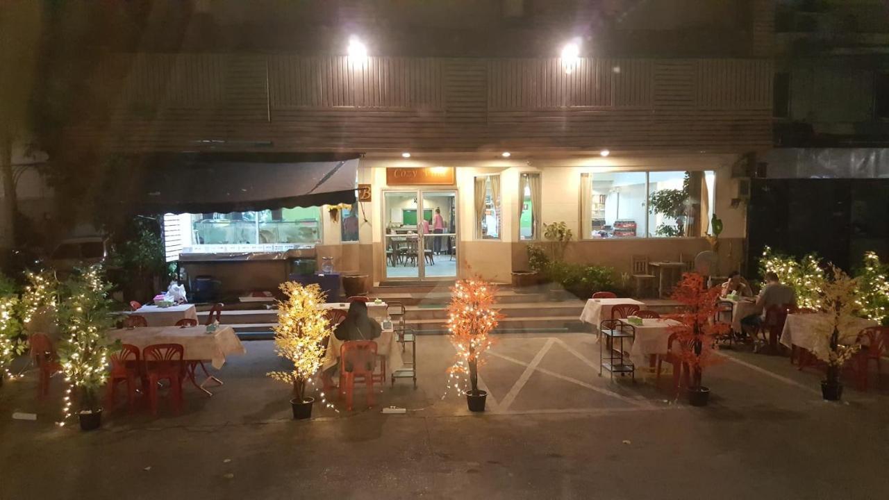 Cozy Villa Bangkok Exteriör bild